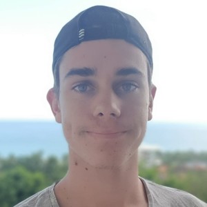 Julien - Prof de maths - Pointe-à-Pitre