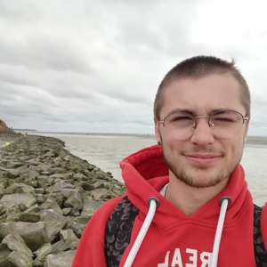Steven - Prof d'histoire - Barlin