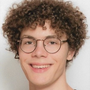 Léo - Prof d'aide aux devoirs - Bron