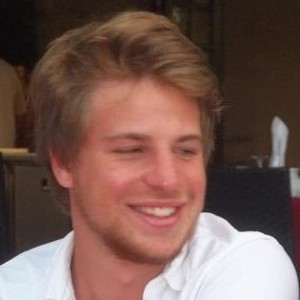 Augustin - Prof d'architecture - Paris