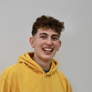 Axel - Prof de physique - chimie - Bavans