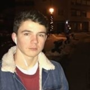 Baptiste - Prof d'initiation informatique - Bonson