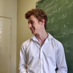 Erwan - Prof de maths - Castres-Gironde