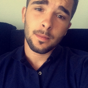 Jordan - Prof de maths - Paris