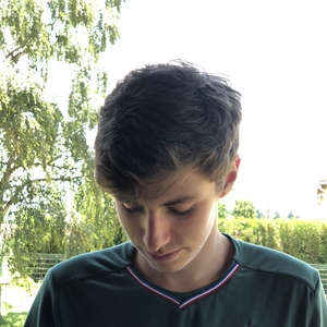 Tom - Prof d'initiation informatique - Marols