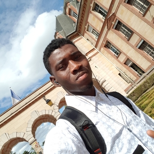 Hasle Amadou - Prof de maths - Paris