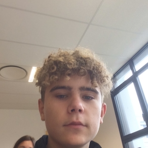 Thomas - Prof de maths - Saussemesnil