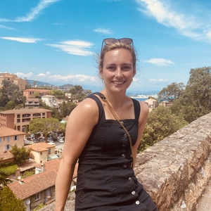 Juliette - Prof de biologie - Newcastle-under-Lyme