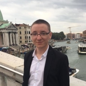 Maël - Prof de biologie - Marseille