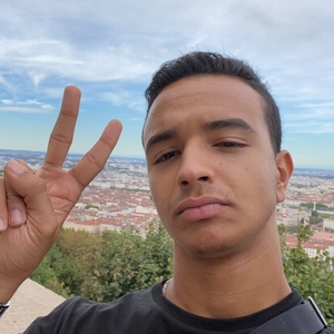 Bilal - Prof d'aide aux devoirs - Givors