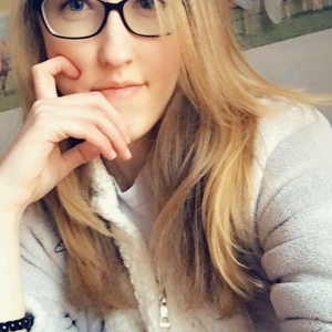 Elsa - Prof d'aide aux devoirs - Poitiers