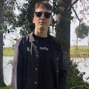 Théo - Prof de maths - Saint-Laurent-Nouan