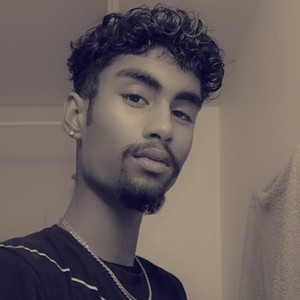 Dimitri - Prof d'initiation informatique - Buc