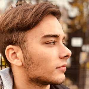Antonin - Prof de commerce - Nanterre