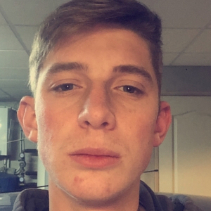 Lucas - Prof d'initiation informatique - Sarras