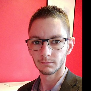 Simon - Prof d'initiation informatique - Rognac
