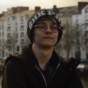 Tom - Prof d'initiation informatique - Nantes