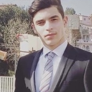 Amine - Prof d'initiation informatique - Villefranche-sur-Saône