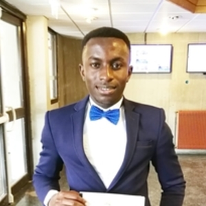 Mamady - Prof de droit - Pau