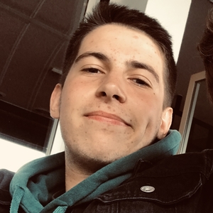 Nathan - Prof de français - Momignies