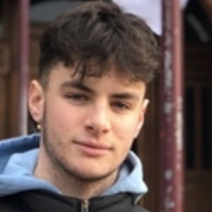 Baptiste - Prof d'aide aux devoirs - Montigny-le-Bretonneux