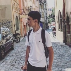 Ivan - Prof de maths - Villeurbanne