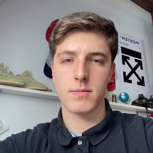 Enzo - Prof d'aide aux devoirs - Angers