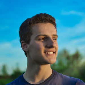 Théo - Prof de maths - Magny-le-Hongre