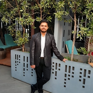 Piyush - Prof de fle - français langue étrangère - Lucknow