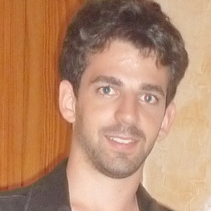 Nicolas - Prof de marketing - Paris