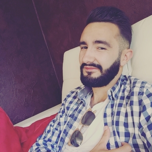 Yannis - Prof de maths - Monterblanc