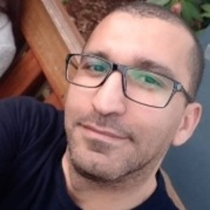 Yassine - Prof d'arabe - Pellouailles-les-Vignes