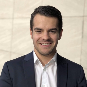 Léonard - Prof de comptabilité - Paris