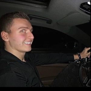 Adrien - Prof de maths - Mionnay