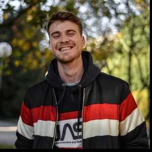 Julien - Prof de maths - Caen