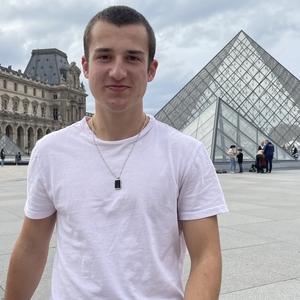 Cyril - Prof de maths - Martigny