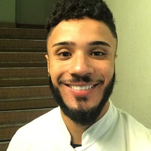 Ahmed - Prof de biologie cellulaire - Colombes
