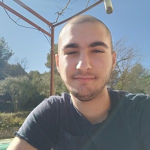 Enzo - Prof de maths - Mimet