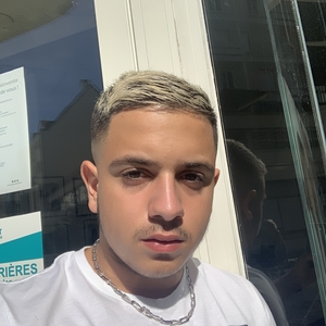 Enzo - Prof d'anglais - Tours