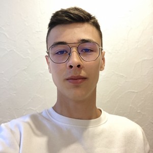 Timéo - Prof de maths - Montigny-le-Bretonneux