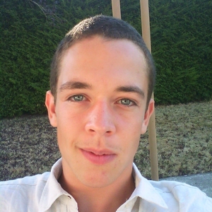 Valentin - Prof d'aide aux devoirs - Saint-Didier-sur-Rochefort