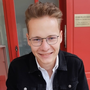 Damien - Prof d'histoire - Dijon