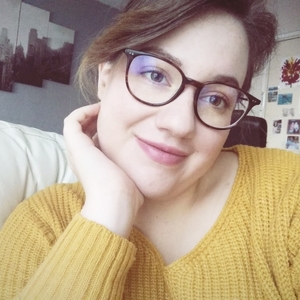 Laurine - Prof de compréhension orale - japonais - Ermont