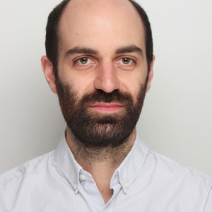 Lucas - Prof d'histoire - géo - Lyon
