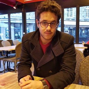 Adrien - Prof de français - Angers
