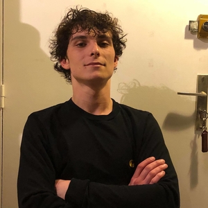 Alexandre - Prof de musicologie - Paris