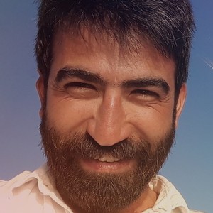 Ufuk - Prof de turc - Bruxelles