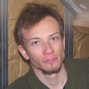 Léni - Prof d'initiation informatique - Paris