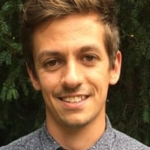 Hugo - Prof d'économie - Paris