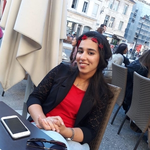 Ibtissam - Prof d'espagnol - Dijon